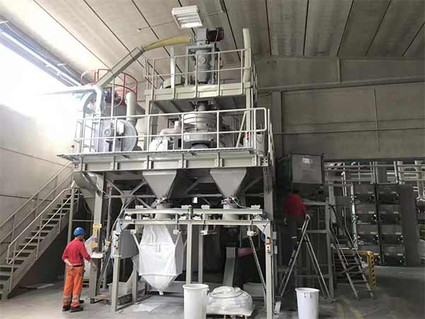 精細化工搖擺篩現場